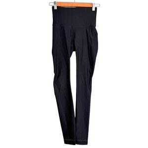 Lululemon In Focus Run‎ Tight Black High Rise Legging Zipper Pocket Laser Cut